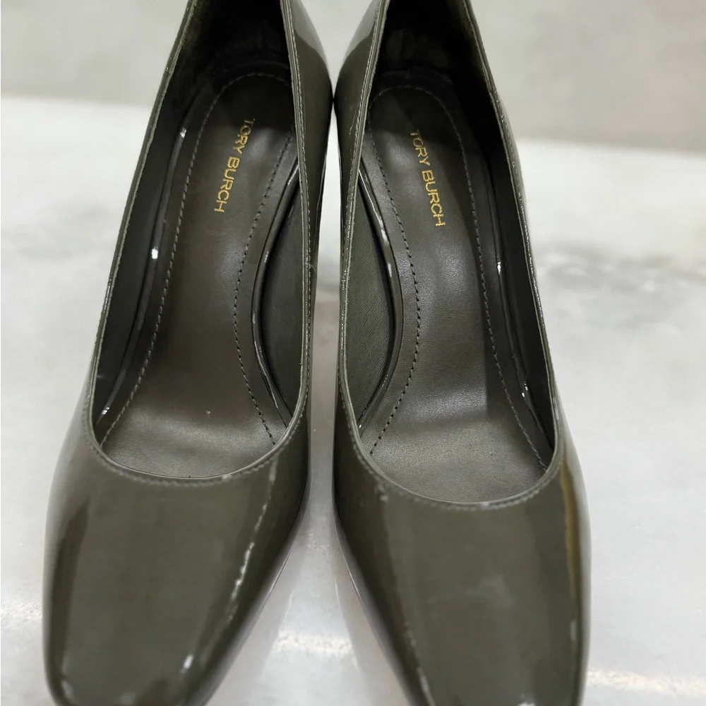 Tory Burch 6.5 Banana Heel Pumps Color Moss